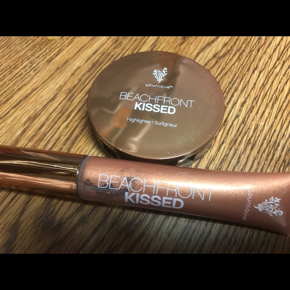Younique Beachfront Kissed
